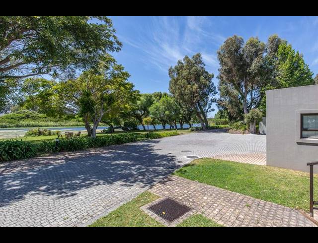 2 BEDROOM HOUSE FOR SALE IN ELFINDALE